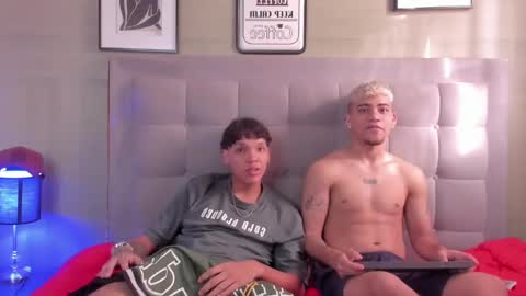 izaack online show from 12-27-24, 01:07