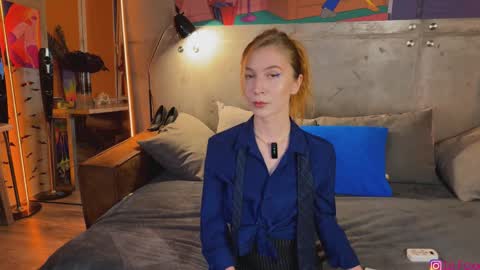 izi online show from 09-21-25, 04:08