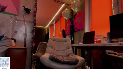 izi online show from 06-05-26, 02:45