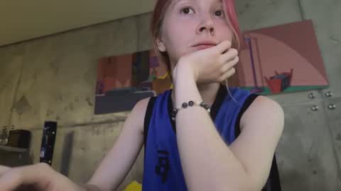 izi online show from 08-02-26, 04:27