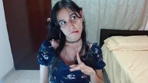 Izzyy online show from 12-16-25, 09:53