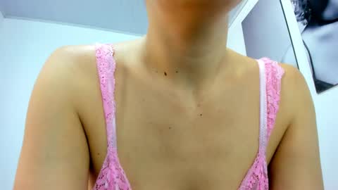 Izzy online show from 12-22-24, 04:17