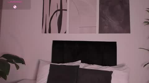 Izzy vega  online show from 11-03-25, 12:46