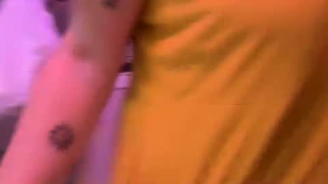 izzyishottttt online show from 10-29-25, 10:17