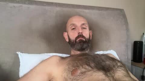 izzysboytoy1 online show from 12-23-25, 10:46