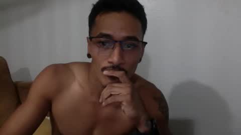 Snapshot of j0nnyk1ng chatting on 11-07-25, 10:15 Mugen online show from 11-07-25, 10:15