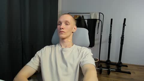 Danny online show from 02-08-25, 04:47