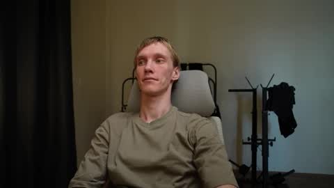 Danny online show from 09-24-25, 07:44