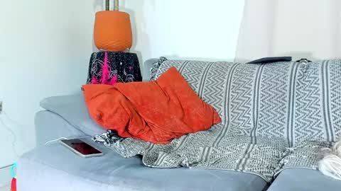 Calix  Independient model Insta and twt Calixsnake online show from 12-10-24, 05:28