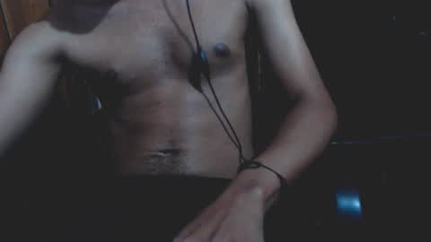 Snapshot of j_castello chatting on 12-06-24, 02:38 J online show from 12-06-24, 02:38