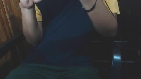 Snapshot of j_castello chatting on 12-25-24, 01:20 J online show from 12-25-24, 01:20