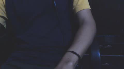 Snapshot of j_castello chatting on 12-26-24, 02:33 J online show from 12-26-24, 02:33