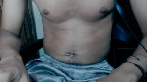 Snapshot of j_castello chatting on 02-11-25, 02:46 J online show from 02-11-25, 02:46