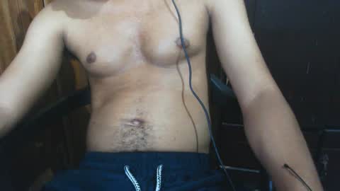 Snapshot of j_castello chatting on 10-23-25, 01:27 J online show from 10-23-25, 01:27