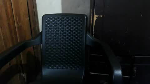 Snapshot of j_castello chatting on 12-18-25, 09:43 J online show from 12-18-25, 09:43