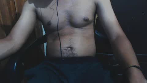 Snapshot of j_castello chatting on 04-26-26, 02:09 J online show from 04-26-26, 02:09