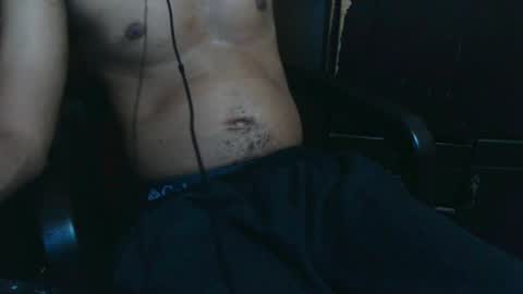 Snapshot of j_castello chatting on 05-04-26, 02:07 J online show from 05-04-26, 02:07