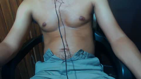 Snapshot of j_castello chatting on 05-15-26, 03:02 J online show from 05-15-26, 03:02