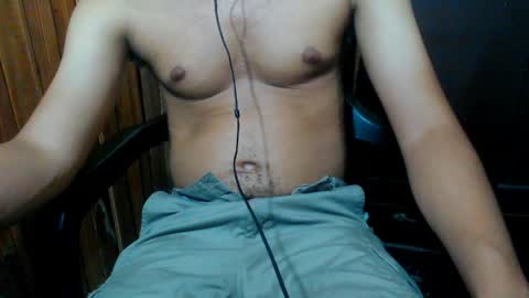 Snapshot of j_castello chatting on 05-21-26, 02:18 J online show from 05-21-26, 02:18