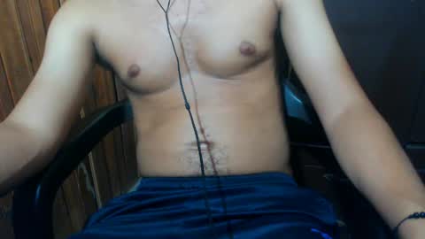Snapshot of j_castello chatting on 05-26-26, 03:13 J online show from 05-26-26, 03:13
