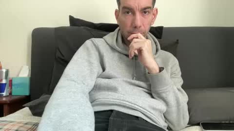 Snapshot of j_dc chatting on 04-28-26, 01:27 j_dc online show from 04-28-26, 01:27