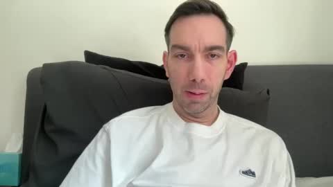 Snapshot of j_dc chatting on 05-02-26, 02:44 j_dc online show from 05-02-26, 02:44