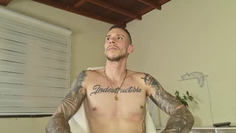 Snapshot of j_king__ chatting on 07-20-26, 01:35 J King online show from 07-20-26, 01:35