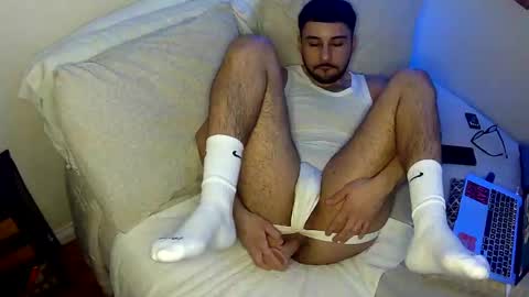 Snapshot of j_kink95 chatting on 12-18-25, 05:46 J Likes2Play online show from 12-18-25, 05:46