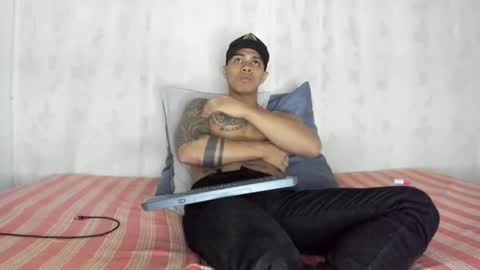 i am juan musiry independent model  online show from 01-08-25, 08:27