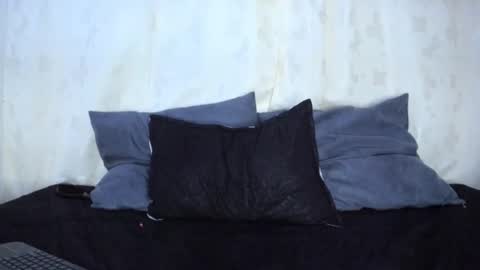 i am juan musiry independent model  online show from 01-24-25, 08:13