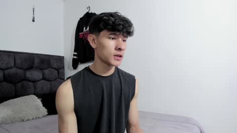 Noah online show from 12-25-24, 01:51