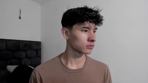 Noah online show from 12-31-24, 01:19