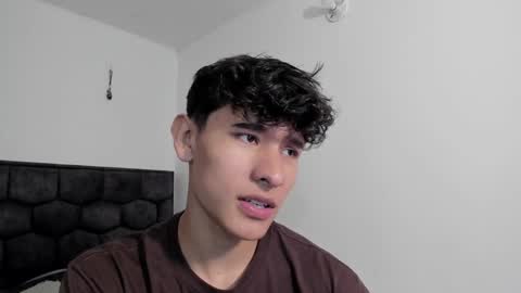 Noah online show from 01-08-25, 03:39