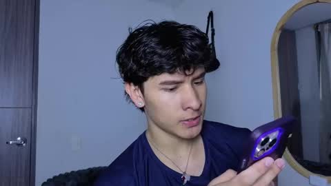 Noah online show from 10-01-25, 01:39