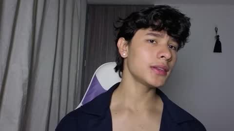 Noah online show from 11-26-25, 12:39