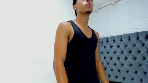 Snapshot of jaccock_4 chatting on 11-08-25, 04:23 Jacoock online show from 11-08-25, 04:23