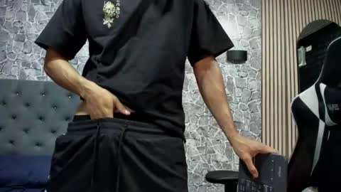Snapshot of jace_parker chatting on 06-18-26, 10:25 jace_parker online show from 06-18-26, 10:25