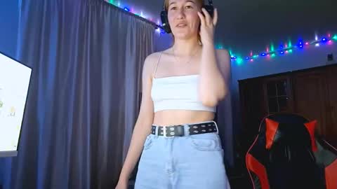 Lilo online show from 10-20-25, 01:11