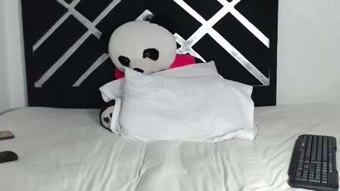 Snapshot of jack03xx_ chatting on 11-26-25, 10:33 Jack online show from 11-26-25, 10:33