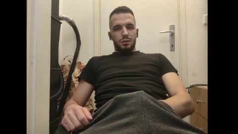 Snapshot of jack50134 chatting on 12-20-24, 12:30 Jack online show from 12-20-24, 12:30