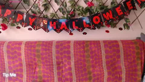 Snapshot of jack_emily11 chatting on 10-21-25, 02:40 Jack and Emily online show from 10-21-25, 02:40