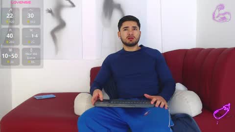 Snapshot of jack_hills2 chatting on 06-09-26, 02:17 online show from 06-09-26, 02:17