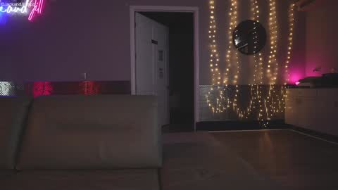 JackJill online show from 10-06-25, 06:27