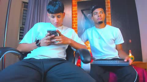 Snapshot of jackandjoes chatting on 12-19-25, 04:30 Jack and Joes online show from 12-19-25, 04:30