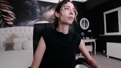 Snapshot of jackie__fox chatting on 06-02-26, 04:47 Jackie online show from 06-02-26, 04:47