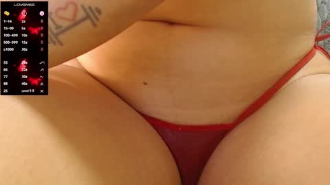 Snapshot of jackie_williams chatting on 02-14-25, 09:13 Jackie online show from 02-14-25, 09:13