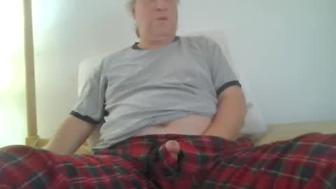 Snapshot of jackinhippie124 chatting on 06-17-26, 07:04 FunGuyTime online show from 06-17-26, 07:04