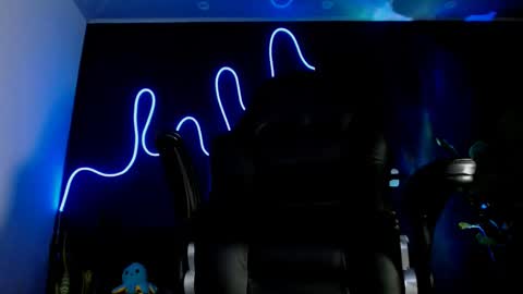 Snapshot of jackk_ho chatting on 03-05-25, 08:42 Jack online show from 03-05-25, 08:42