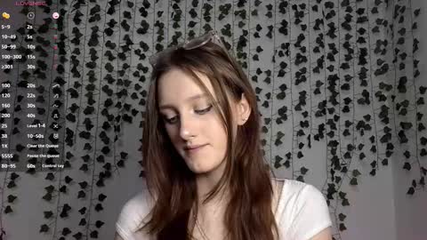 Lisa online show from 02-17-26, 01:18