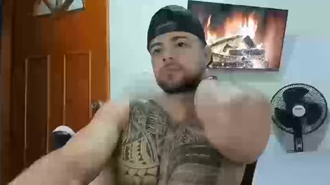 Snapshot of jackpit77 chatting on 11-18-25, 01:04 jackpit77 online show from 11-18-25, 01:04